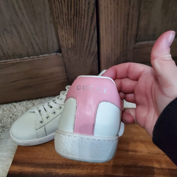 Gucci Ace Stitch Sneaker - Picture 6 of 9